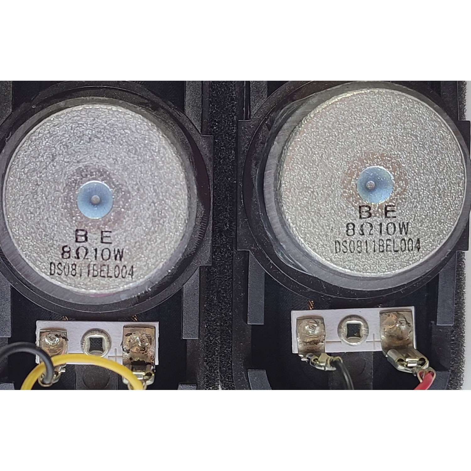 KIT DE BOCINAS PARA TV PHILIPS / NUMERO DE PARTE DS081BEL004 / 8Ω 10W / MODELO 50PFL5806/F7 D	 - Imagen 2